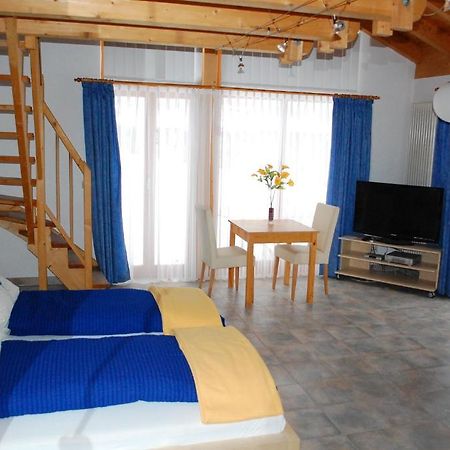 Gaestehaus Kemper Обераммергау Номер фото